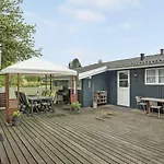 Holiday home Gemuetliches-ferienhaus-mit-niedlichem-anbau