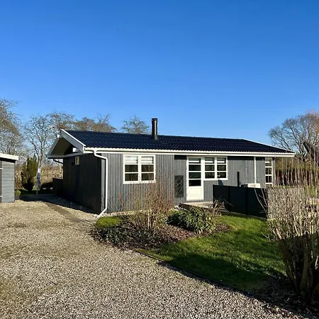 Gemuetliches-ferienhaus-mit-niedlichem-anbau Vakantiehuis *